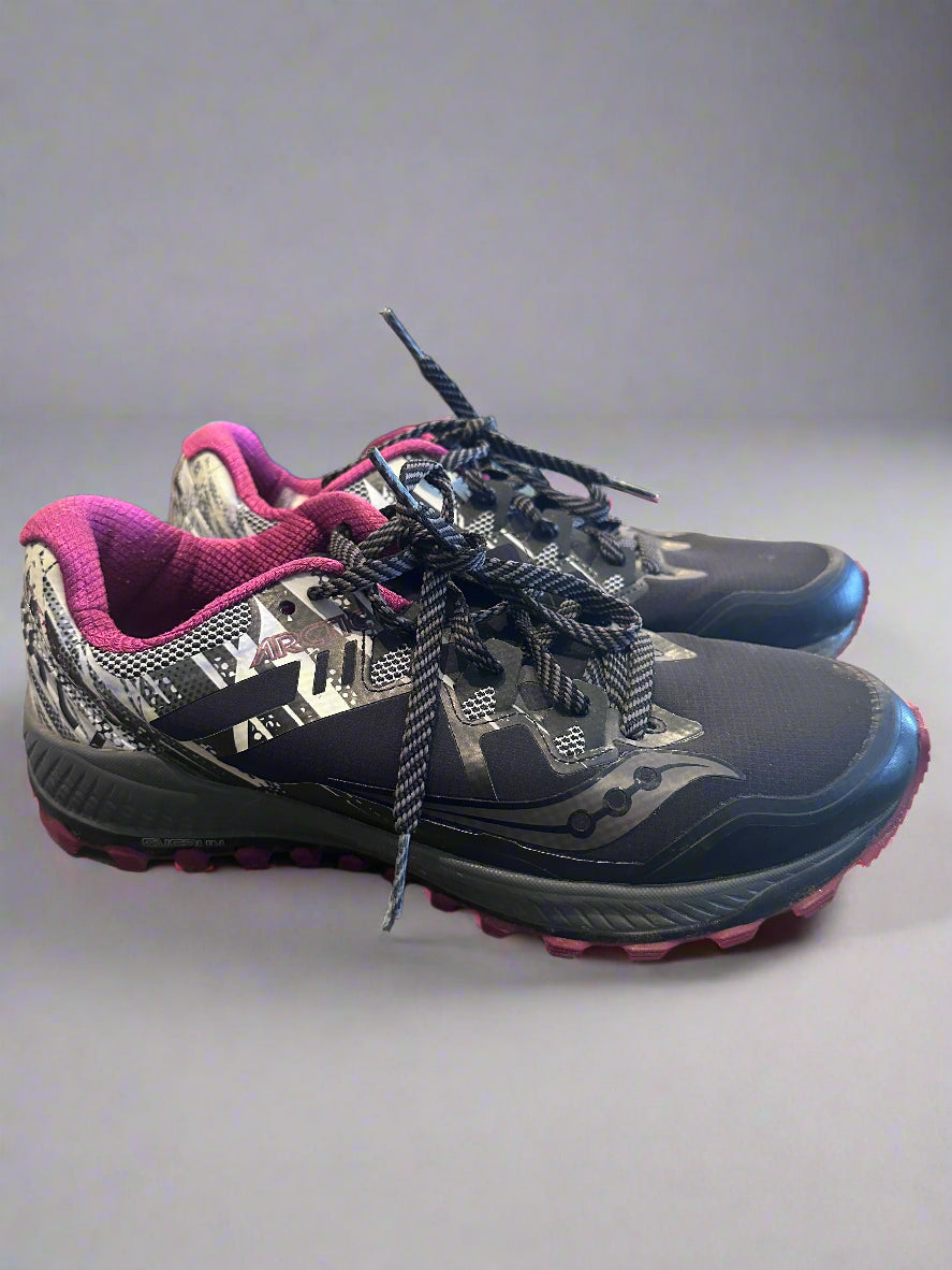 Preloved Saucony Arctic W