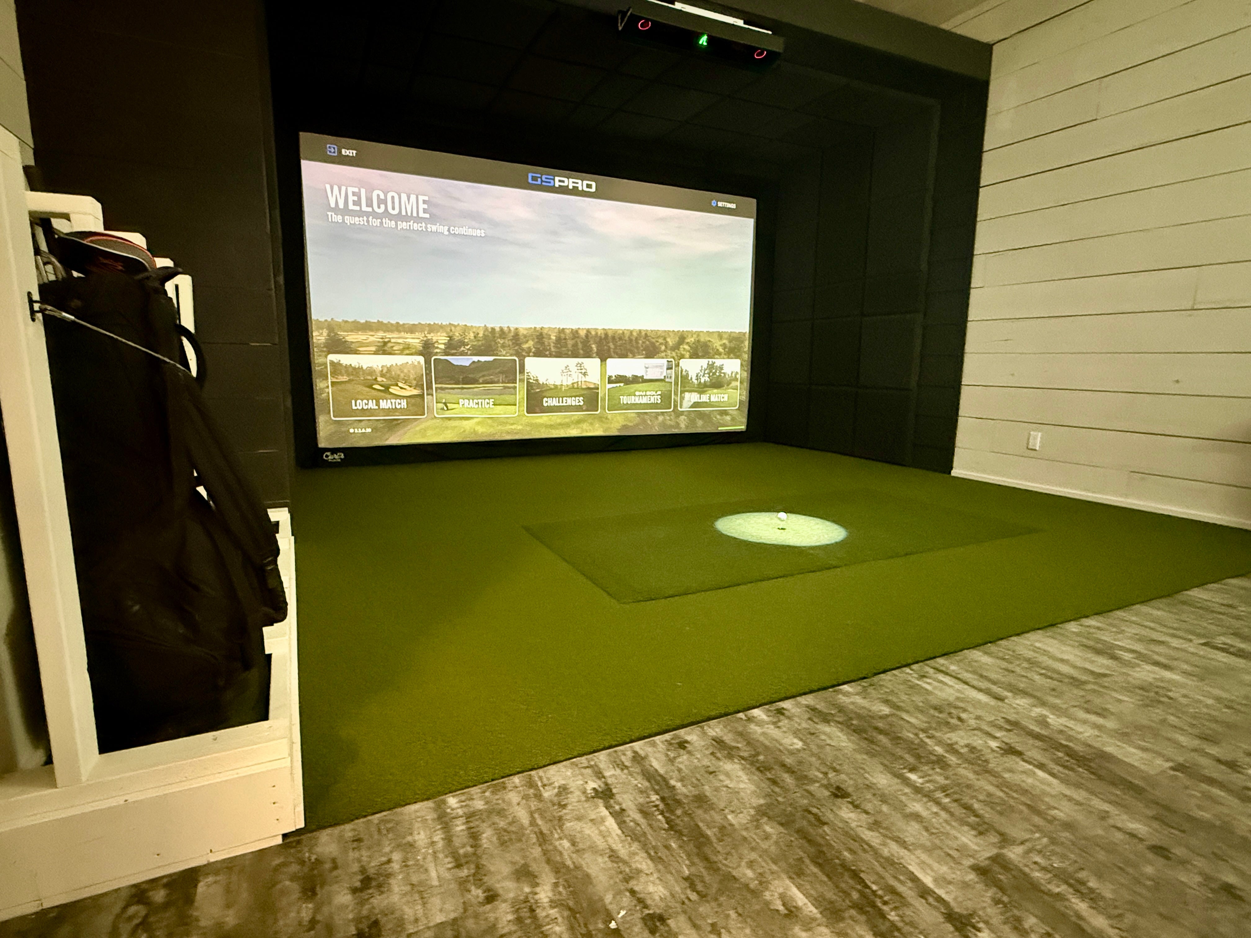 Tee Off All Year Long: Book the Premium 4K Golf Simulator Suite at Delancey’s