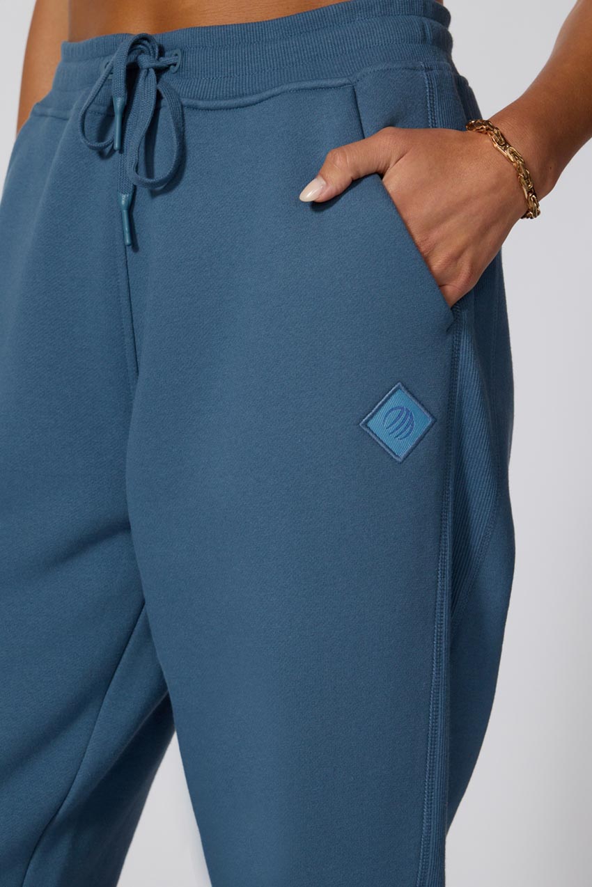 THE COMFORT WOMEN'S RELAXED JOGGER