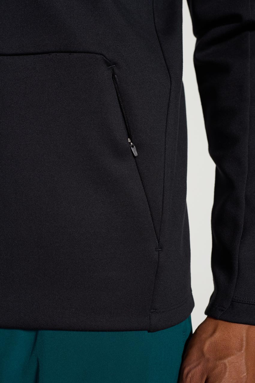 TRAVERSE HOODIE WITH ZIP POCKETS