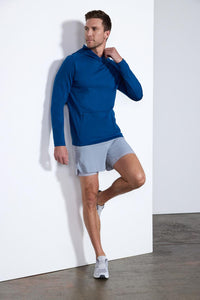 TRAVERSE HOODIE WITH ZIP POCKETS